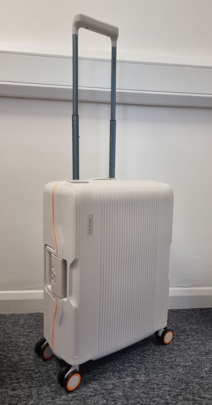 Shield Lock 3  Off White